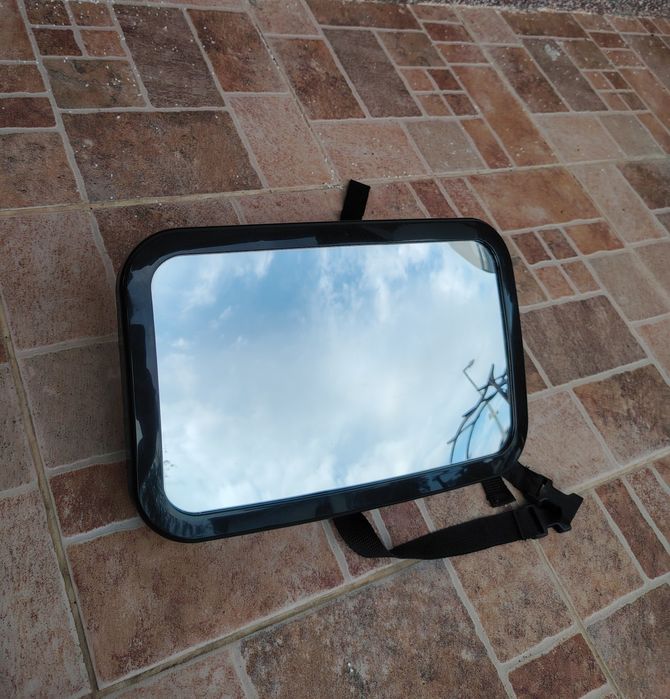 Oglinda auto pentru scaun copii