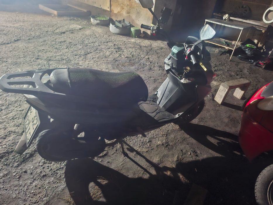 LiYa Макси скутер на КЗ учете