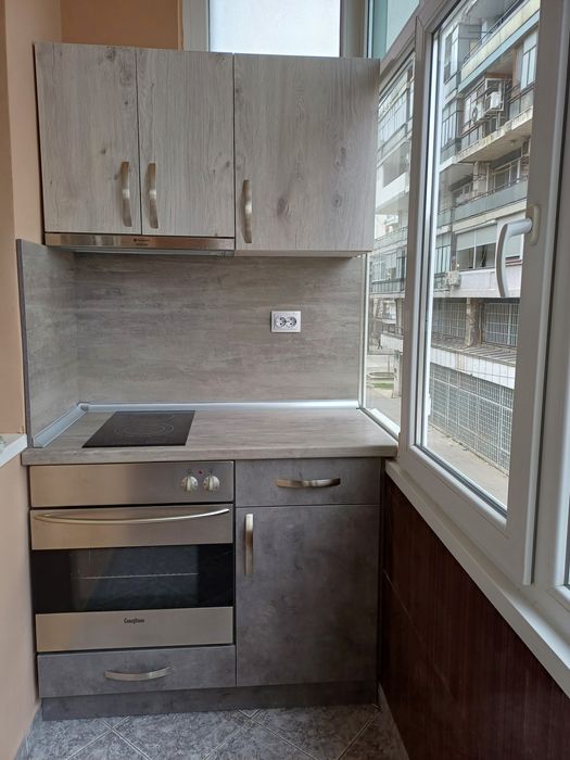 Дава се под наем Тристаен апартамент в Русе, Търговия на едро - 95 кв.м за 510 € - Снимка #15