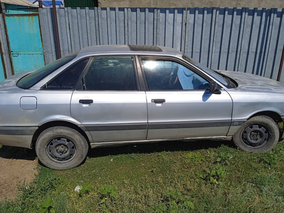 Ауди 80 б3 1989 год торг уместен