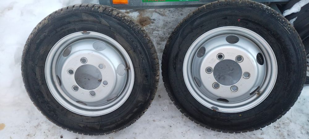 Продам зимние шины с дисками для Газели