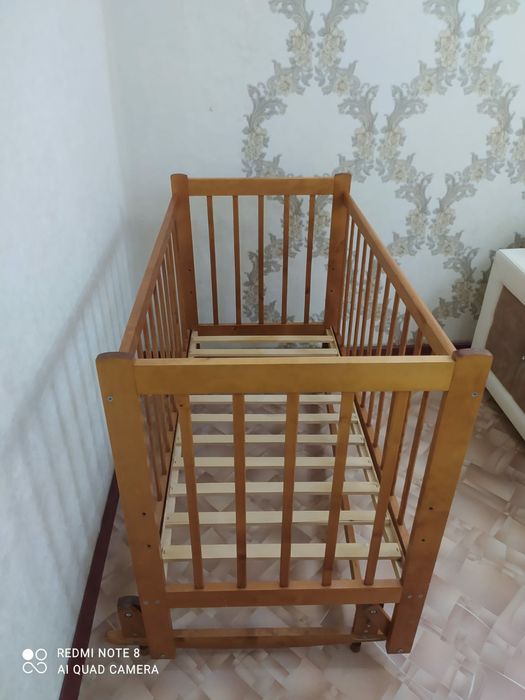 Детская кроватка