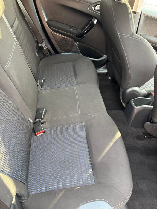 Peugeot 208 2012 1.6i