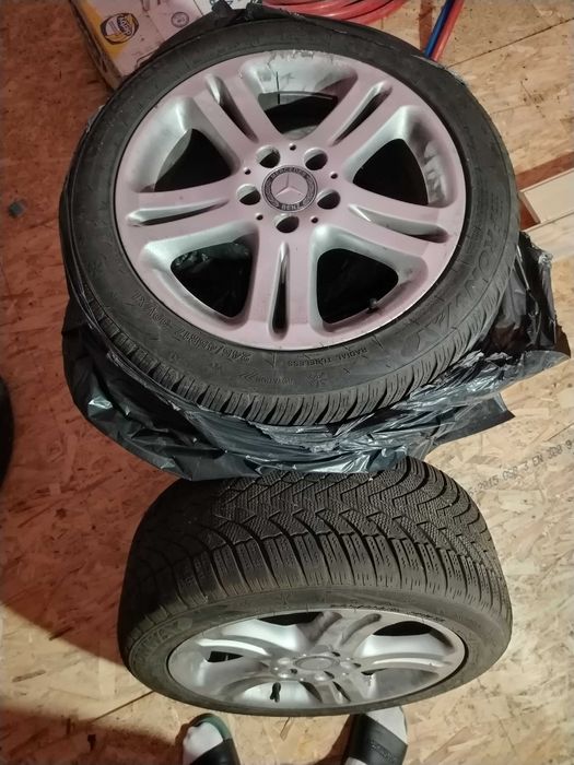 Jante r17 +anvelope iarna e class