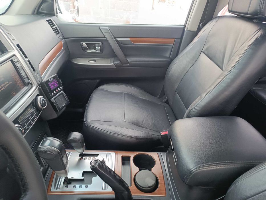 Продам Mitsubishi Pajero