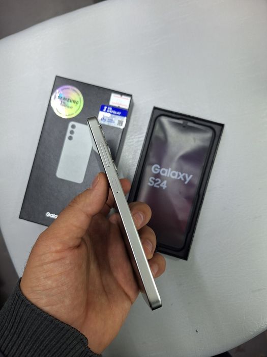 Samsung s24 12/128 1 йил гарантия идеал