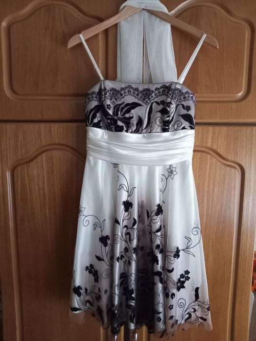 De vanzare rochie eleganta