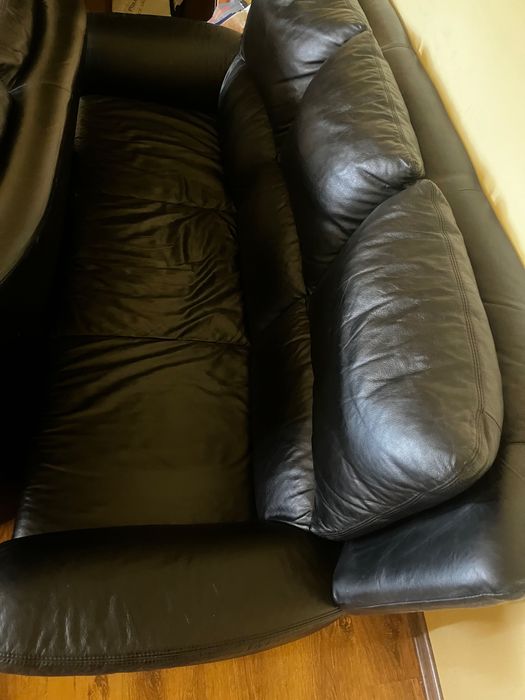 Диван 2 +3 естествена кожа.