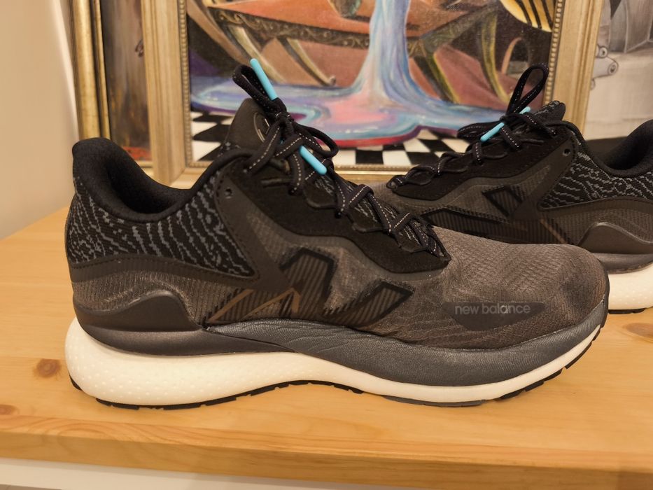 New Balance Fuelcell Lerato  placa de carbon