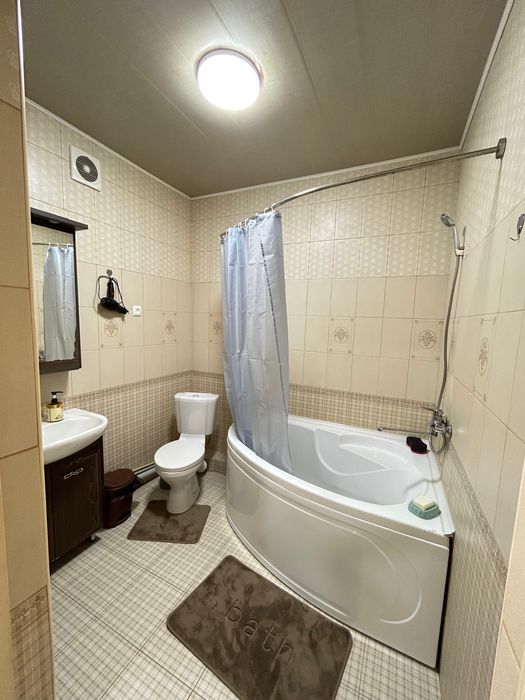 По суточно квартира Green Park