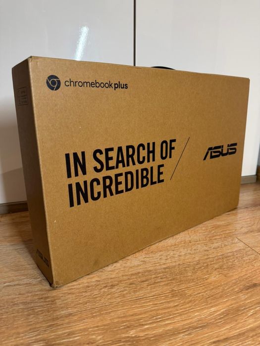 Asus Chromebook Plus / i3 Gen 12 / 8 GB DDR5 / 128 SSD / NOU