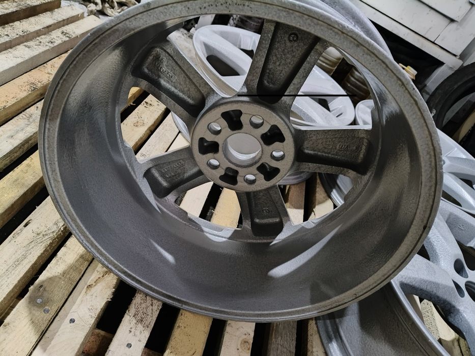 Диски литые 18 Lexus, Toyota