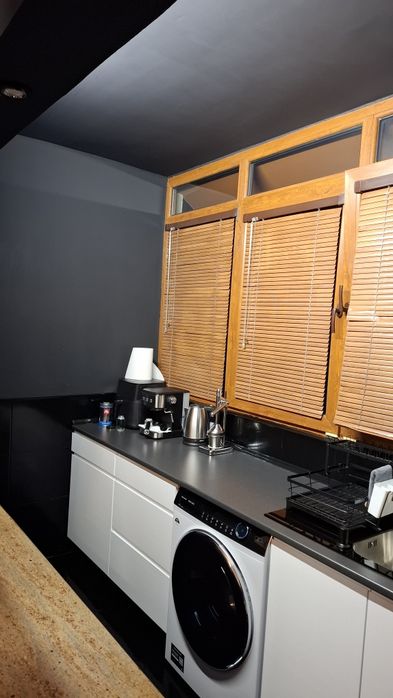 Продавам тристаен апартамент в Овча купел 2