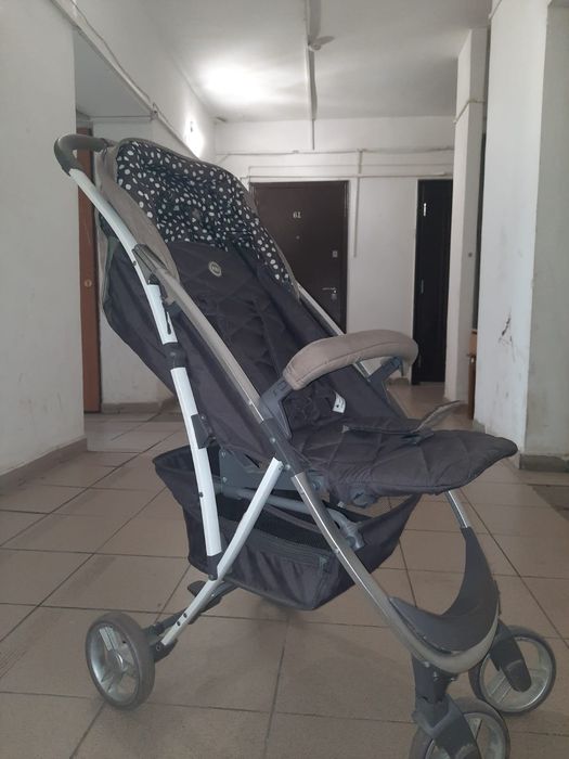 Коляска прогулочная