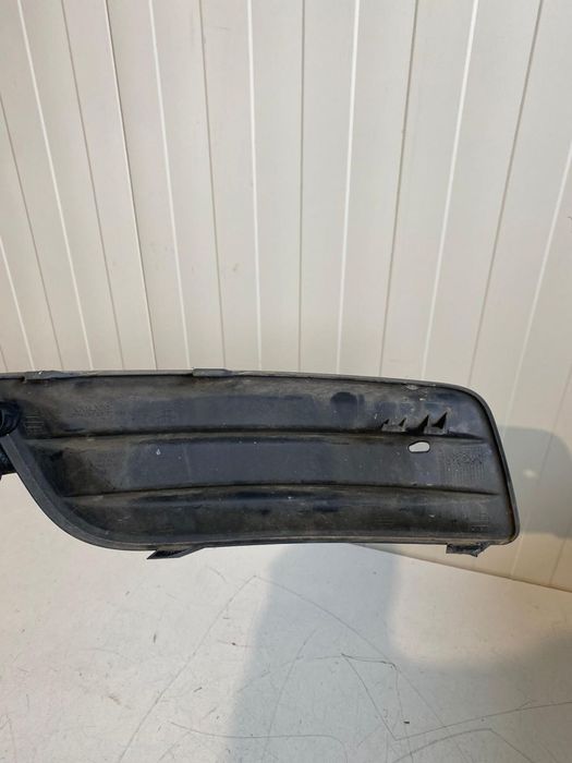 Grila bara stanga fata fara proiector Volvo V50 2007-2012 30779102