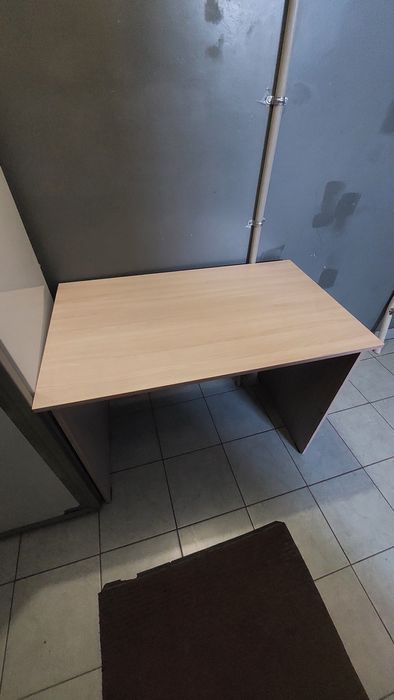 Продам Стол новый