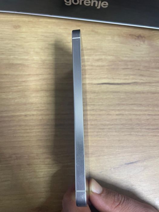 Vand Samsung Galaxy S24 spart