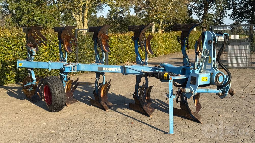 Lemken Europal 8 Case , Claas Arion, John Deere, Belarus tortadi