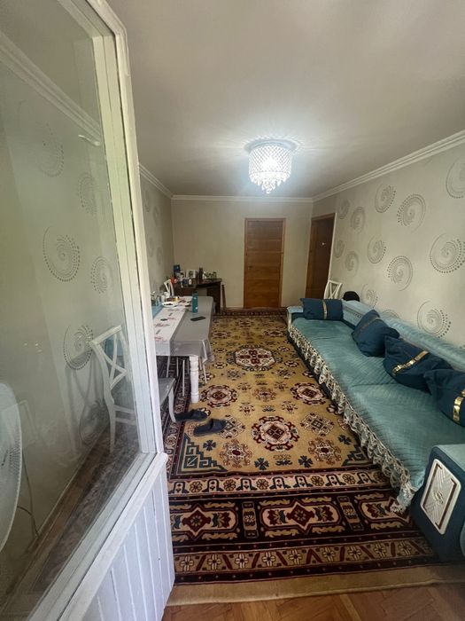 Продам 3 комнатный квартиру