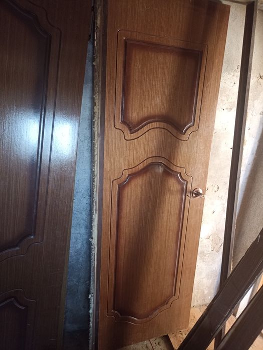 Двери б,у в хорошем состоянии