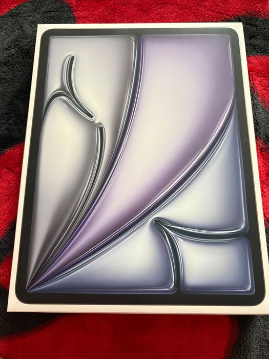 Vând iPad Air 256GB + iPad Magic Keyboard