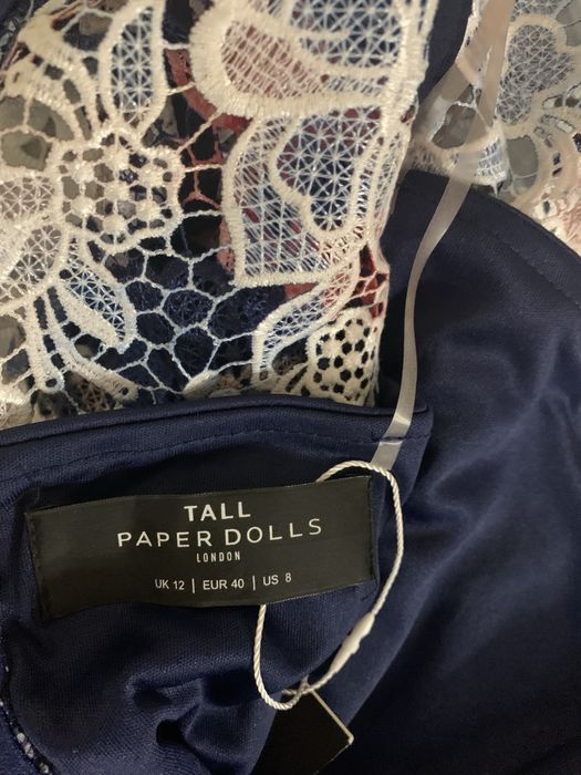 Продаю платье новое