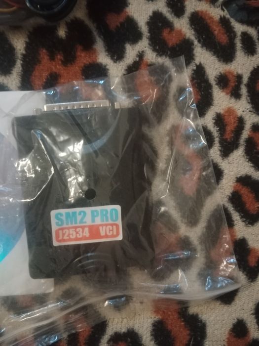 Продам мульти марочный авто сканер