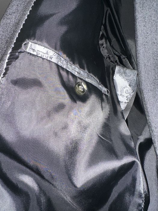 Costum barbati Suvari