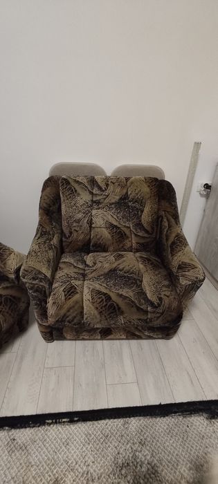 Set canapea extensibilă cu două fotolii extensibile