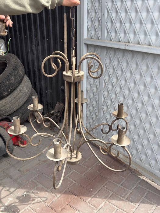 Люстры железные декоративные