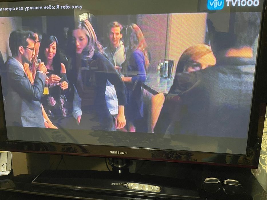 Продается телевизор