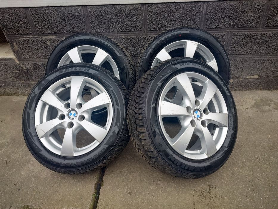 Vând Set Jante Aliaj Bmw + Cauciucuri 205/55/R16 M+S DOT 2024 ca NOI