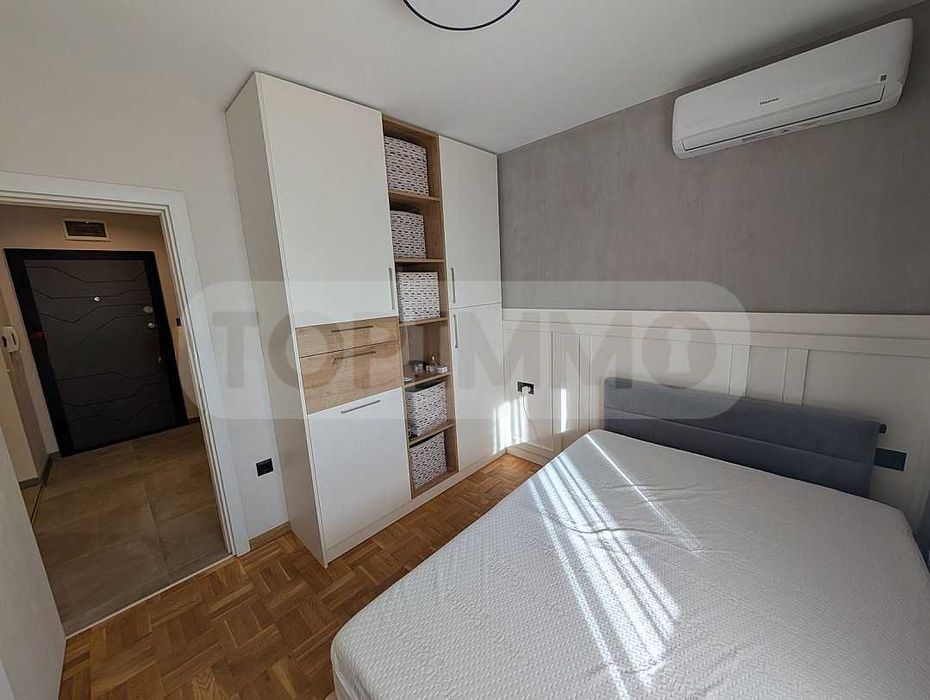 Дава се под наем Тристаен апартамент в Варна, Център - 75 кв.м за 1047.03 € - Снимка #6