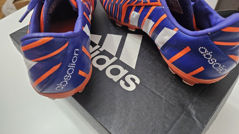 Бутонки футболни обувки Adidas номер 41