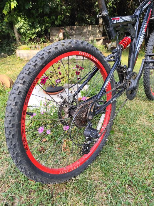 Продавам планински велосипед Dunlop DS Sport Series с двойно окачване