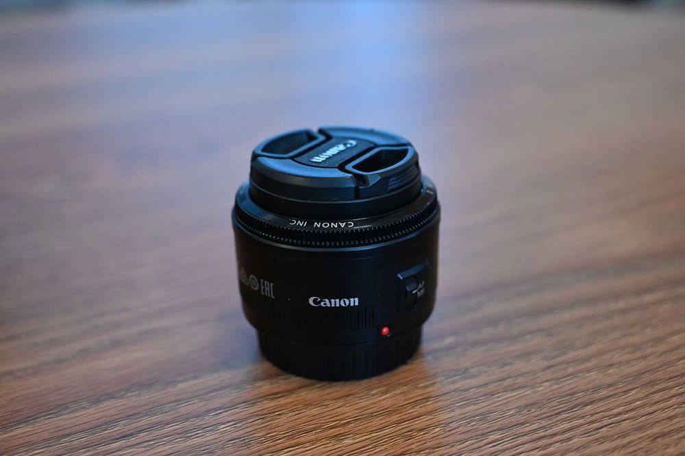 Canon 60D + обективи + светкавица + раница