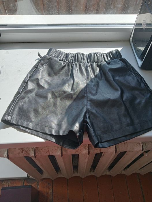 Шорты кожаные в отличном состоянии