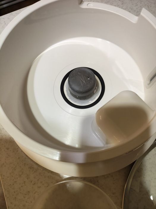 Vând aparat de gătit cu abur