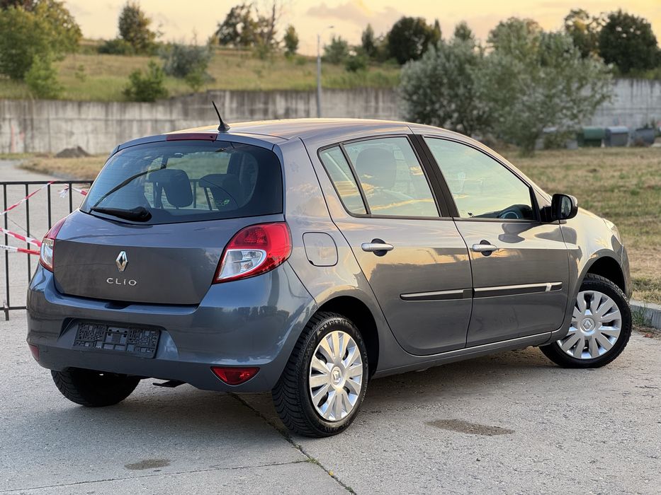 RENAULT Clio 2010 — imagine 4