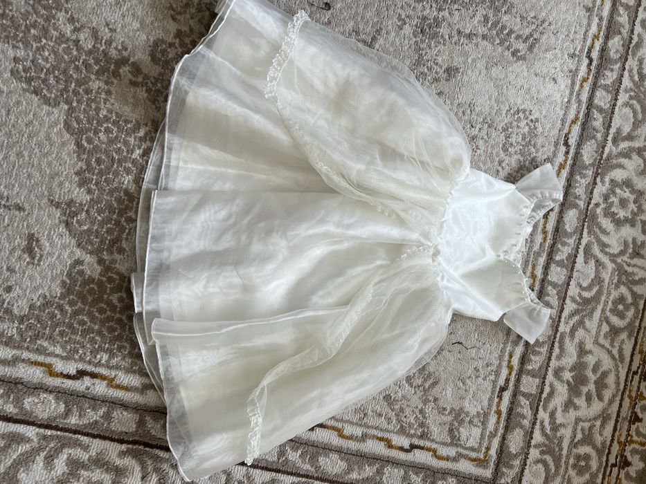 Платья на девочку 4/5/6 лет