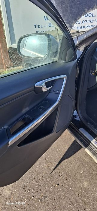 Dezmembrez Volvo V60 D2
