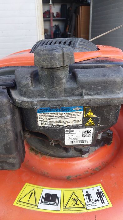 Masina tuns gazon Husqvarna LC 153