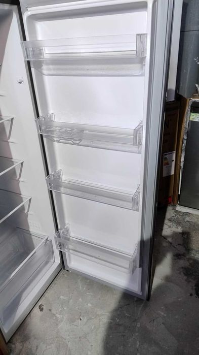 Чисто нов Хладилник-Охладител Инокс Bomann 142.6 см 242 л