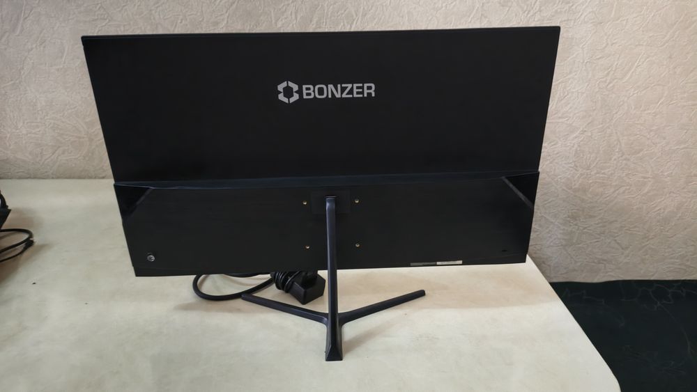 Bonzer27" M27F100 Monitor + Sifatli HDMI 2.1(8K)kabel qo'shib beriladi