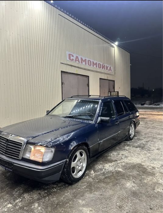 продам мерседес 124 универсал в пневмоподвеске