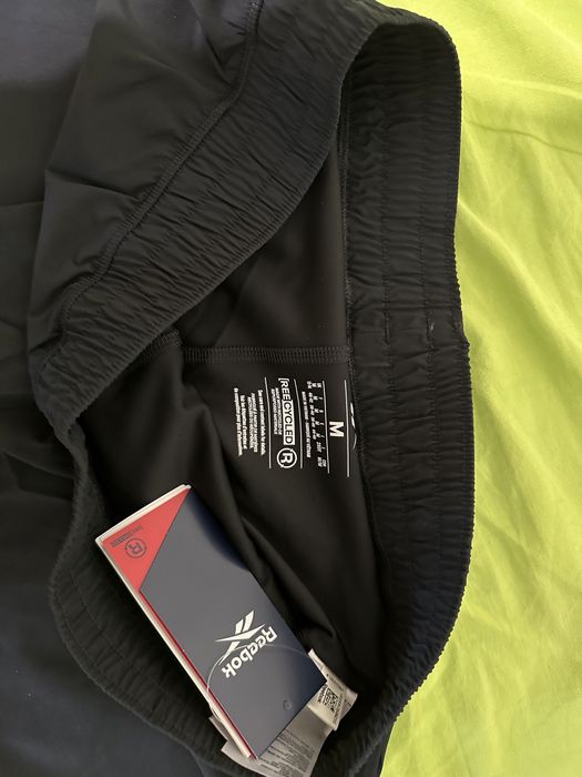 Къси панталони Reebok