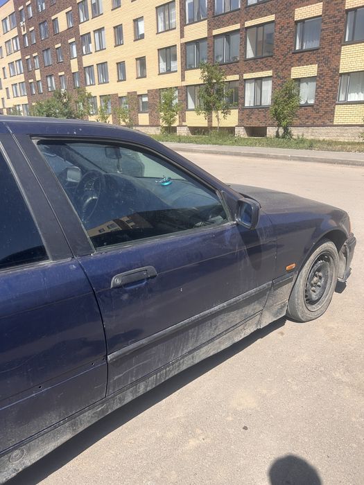Продаю bmw e36 318i