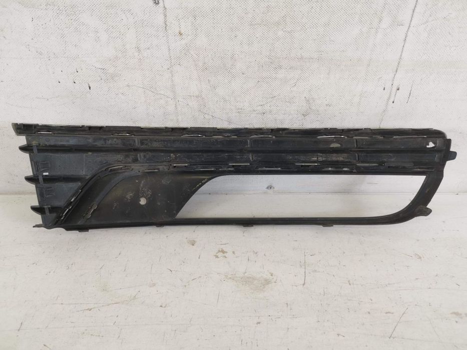 Grila Proiector Stanga Volkswagen VW  Passat B7 2010 2011 2012 2013 20