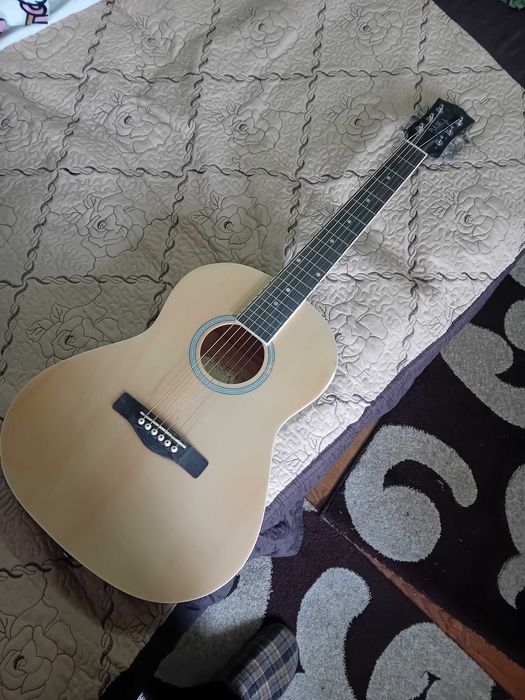 Chitară acustica PULSE stare perfecta Gherăseni jud Buzau