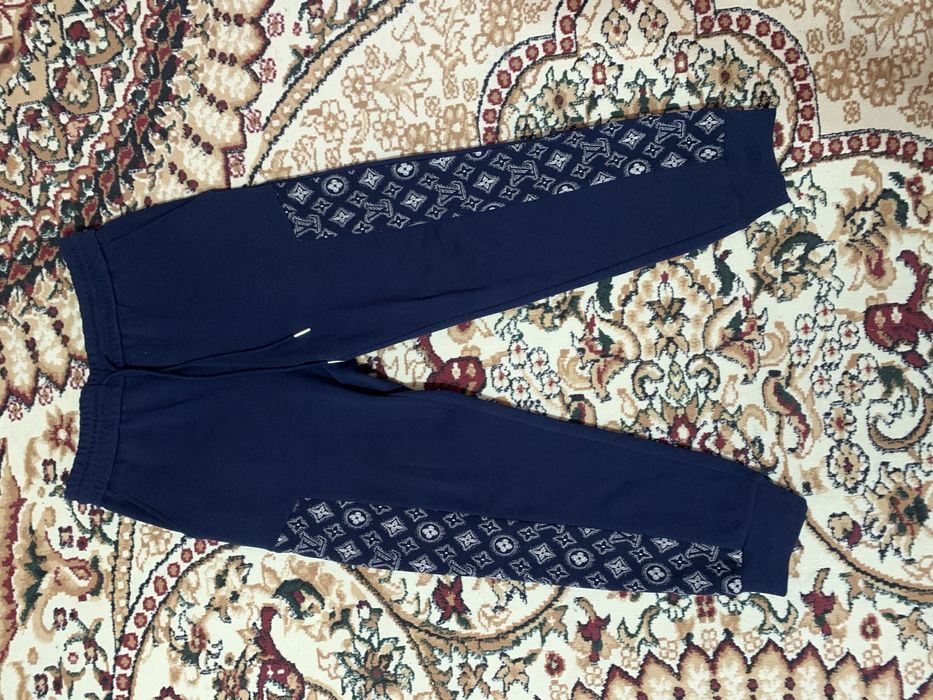 двойка Louis Vuitton